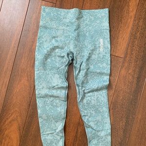 CLEANOUT - Adapt Animal Seamless Leggings